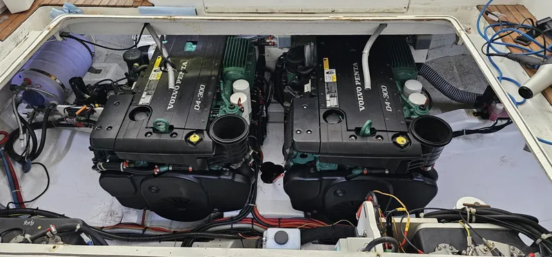 Slide: The Image of Engine compartment of a 2015 Beneteau 38 Gran Tourismo with Volvo Penta D4-300 engines. - 28