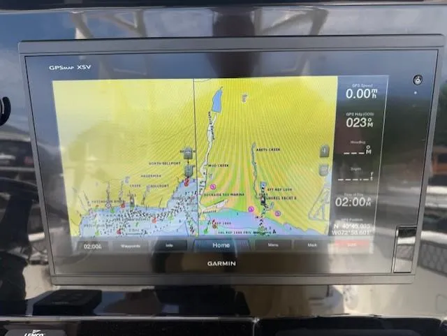Slide: The Image of Garmin GPS display on 2018 Wellcraft 302 Fisherman boat showing nautical map. - 8