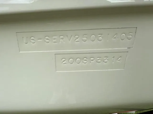 Slide: The Image of Hull identification number on a 2005 Sea Ray 200 Sport boat. - 23