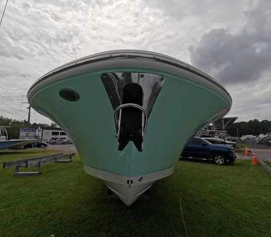 Slide: The Image of Robalo Center Console R250 In Stock 2026 - 3