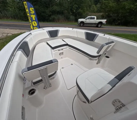 Slide: The Image of Robalo Center Console R250 In Stock 2026 - 39