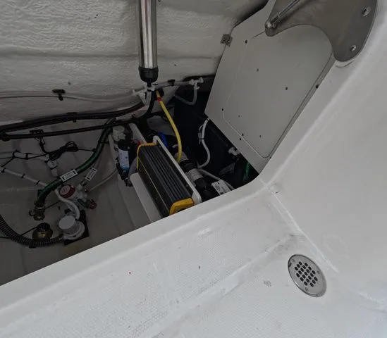 Slide: The Image of Robalo Dual Console R257 In Stock 2026 - 13