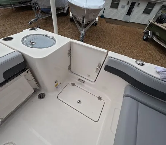 Slide: The Image of Robalo Dual Console R257 In Stock 2026 - 16