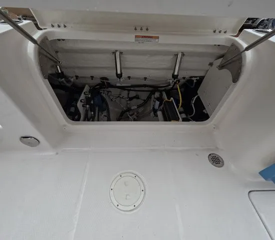 Slide: The Image of Robalo Dual Console R257 In Stock 2026 - 17