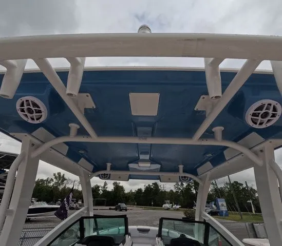 Slide: The Image of Robalo Dual Console R257 In Stock 2026 - 23