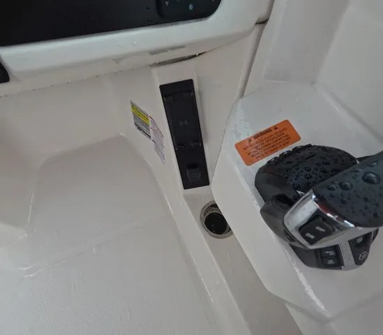 Slide: The Image of Robalo Dual Console R257 In Stock 2026 - 34