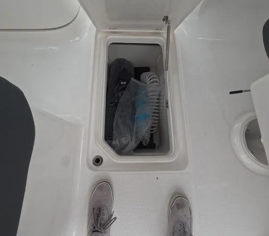 Slide: The Image of Robalo Dual Console R257 In Stock 2026 - 39