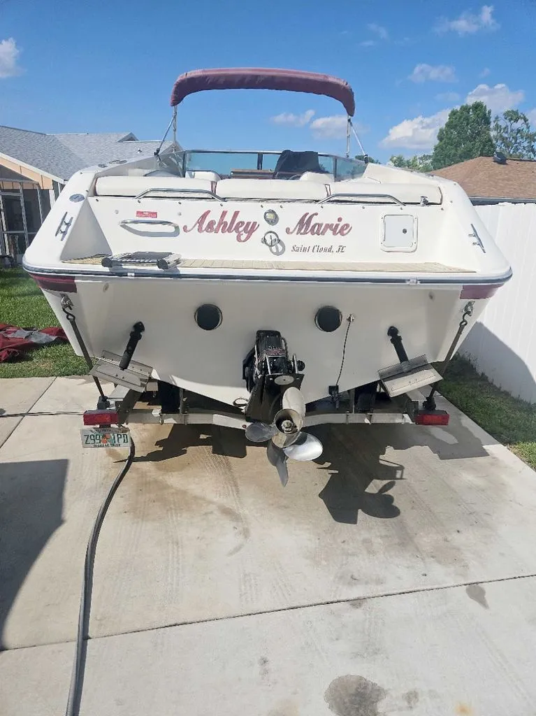 Slide: The Image of Sea Ray 260 Overnighter 1989 - 2