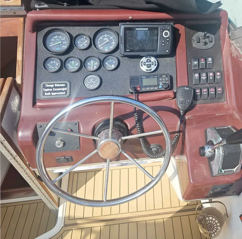 Slide: The Image of Sea Ray 260 Overnighter 1989 - 4