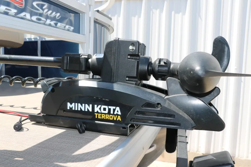 Slide: The Image of Minn Kota Terrova trolling motor on 2021 Sun Tracker Bass Buggy 16 XL pontoon boat. - 19