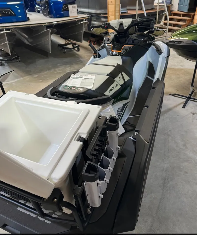 Slide: The Image of Man fishing on 2025 Kawasaki Ultra 160 LXS Angler in open sea. - 7