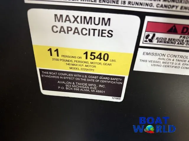 Slide: The Image of Tahoe Sport 2385 Rear Fish & Honda 4-Stroke EFI 2026 - 16