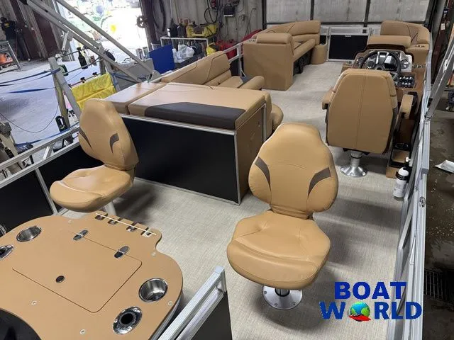 Slide: The Image of Tahoe Sport 2385 Rear Fish & Honda 4-Stroke EFI 2026 - 24