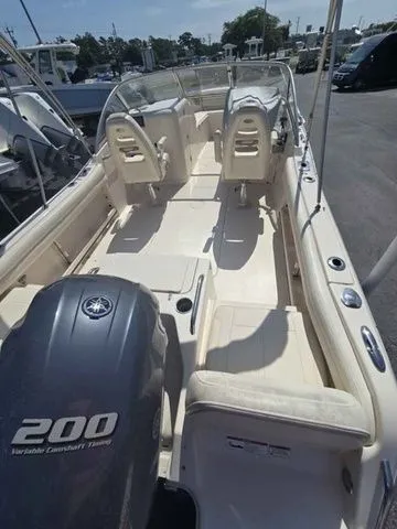 Slide: The Image of Grady-White Freedom 215 2018 - 5