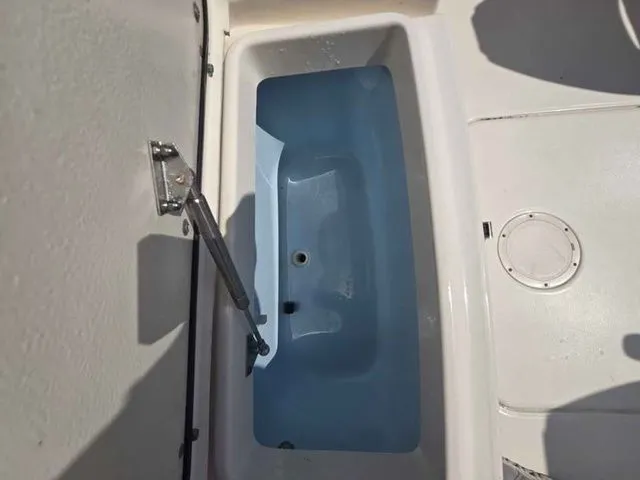 Slide: The Image of Grady-White Freedom 215 2018 - 7