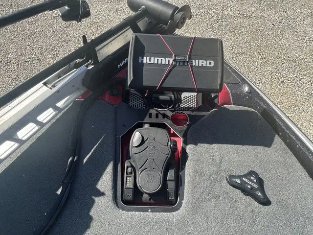 Slide: The Image of Skeeter FXR21 Limited 2022 - 12