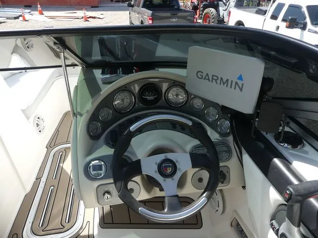 Slide: The Image of Mariah SX25 2007 - 9