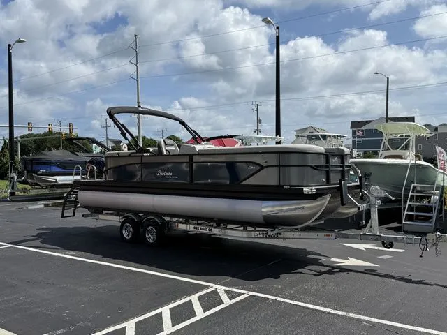 Slide: The Image of Barletta Cabrio C24QC 2025 - 6