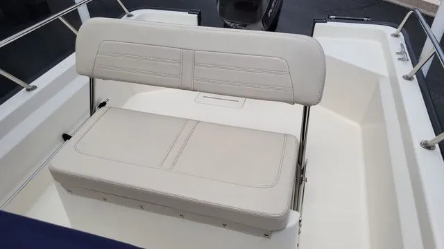 Slide: The Image of Boston Whaler 150 Montauk 2018 - 6