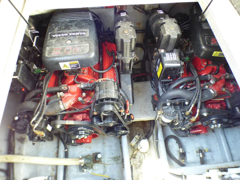 Slide: The Image of Engine compartment of a 2001 Monterey 302 Cruiser with dual Volvo Penta 5.0Gi engines. - 37