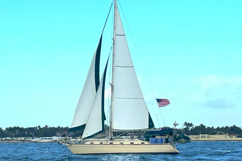 Slide: The Image of Island Packet 440 2006 - 121