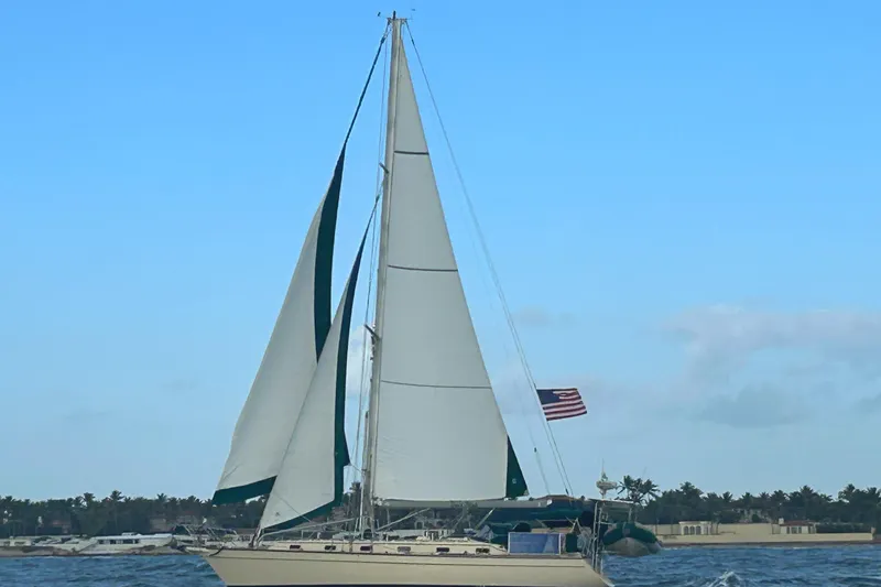 Slide: The Image of Island Packet 440 2006 - 122