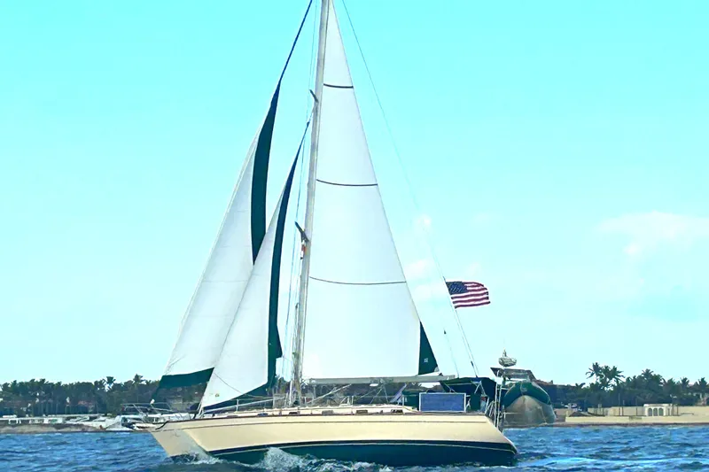 Slide: The Image of Island Packet 440 2006 - 126