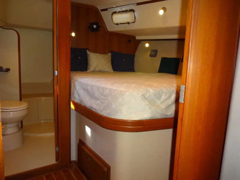 Slide: The Image of Master berth - 33