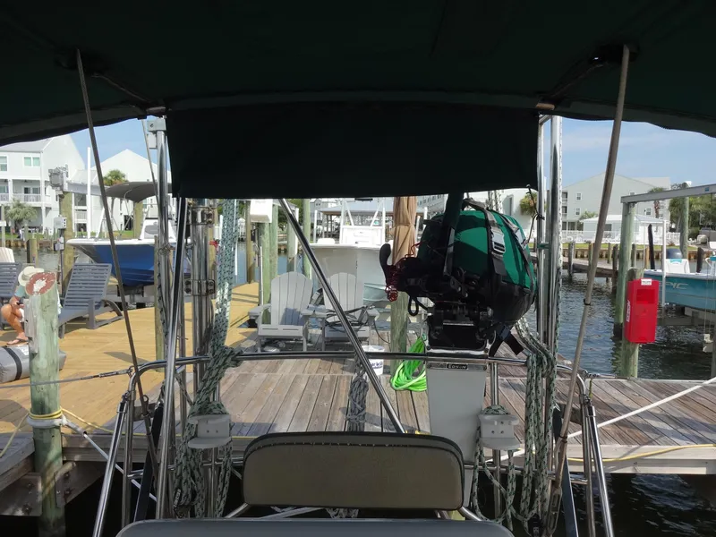 Slide: The Image of Island Packet 440 2006 - 58