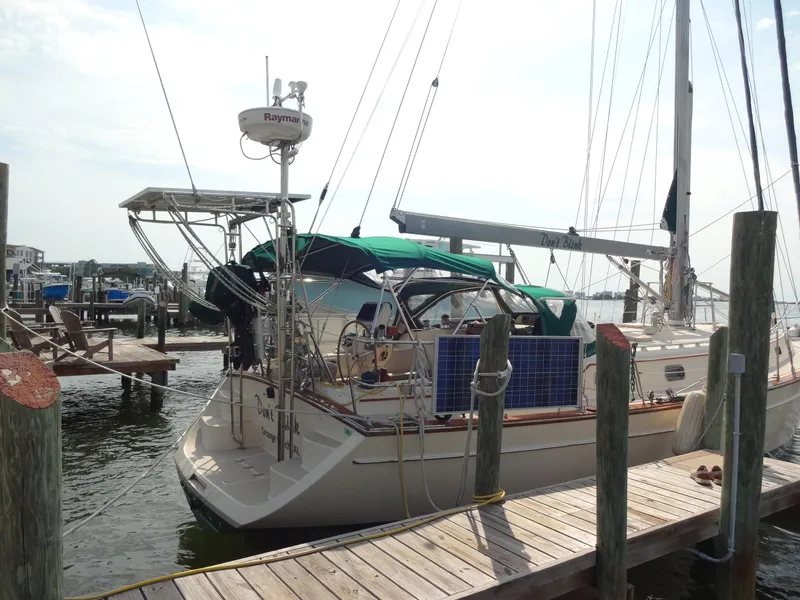 Slide: The Image of Island Packet 440 2006 - 90