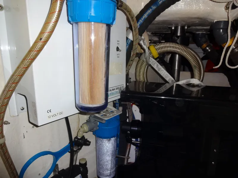 Slide: The Image of Island Packet 440 2006 - 95