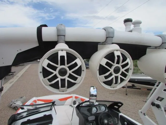 Slide: The Image of Axis Wake Research A22 2019 - 10