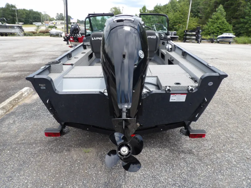 Slide: The Image of Lund 1775 Adventure Sport 2024 - 3