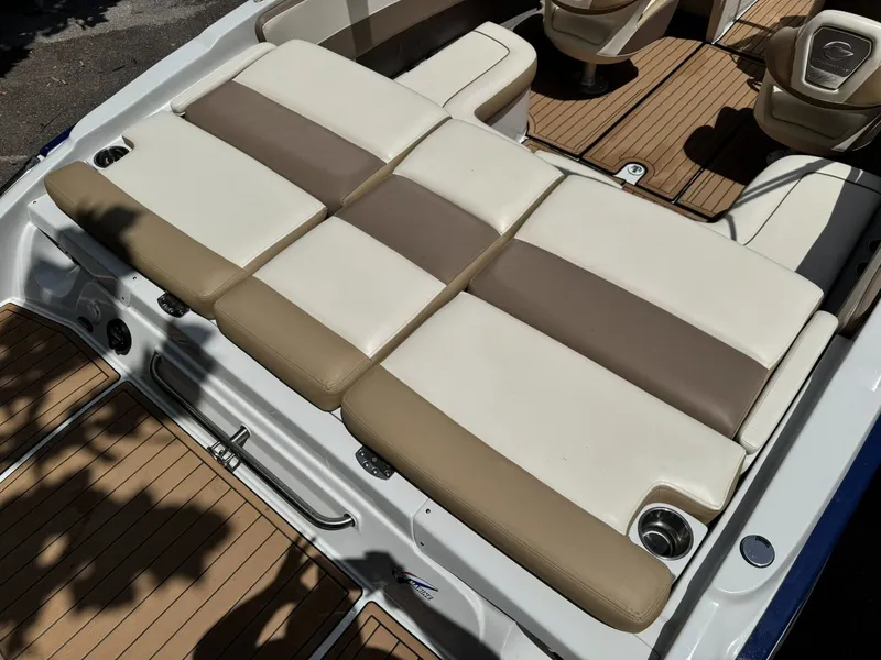 Slide: The Image of Crownline Boats 240 SS 2021 - 21