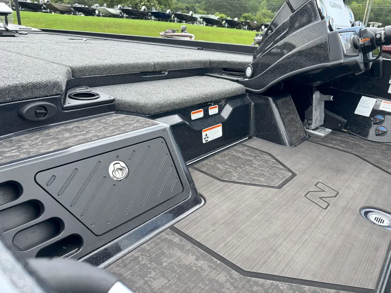 Slide: The Image of Nitro Z21 2025 - 17