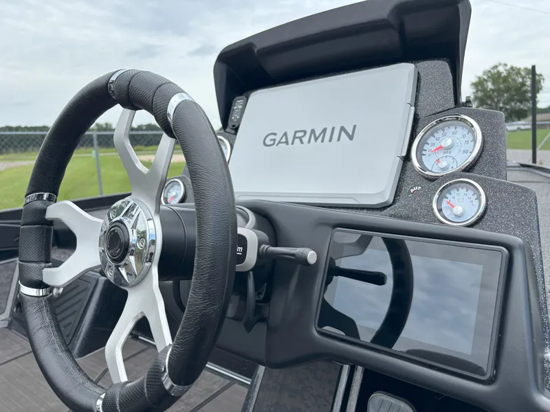 Slide: The Image of Nitro Z21 2025 - 18