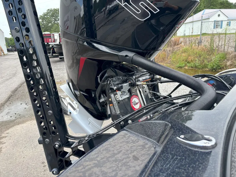 Slide: The Image of Nitro Z21 2025 - 21