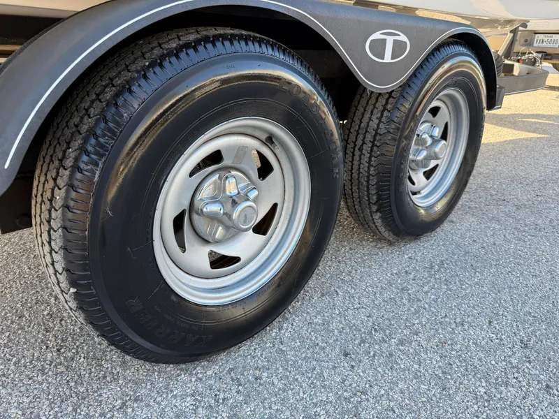 Slide: The Image of Tahoe 2150 CC 2020 - 52