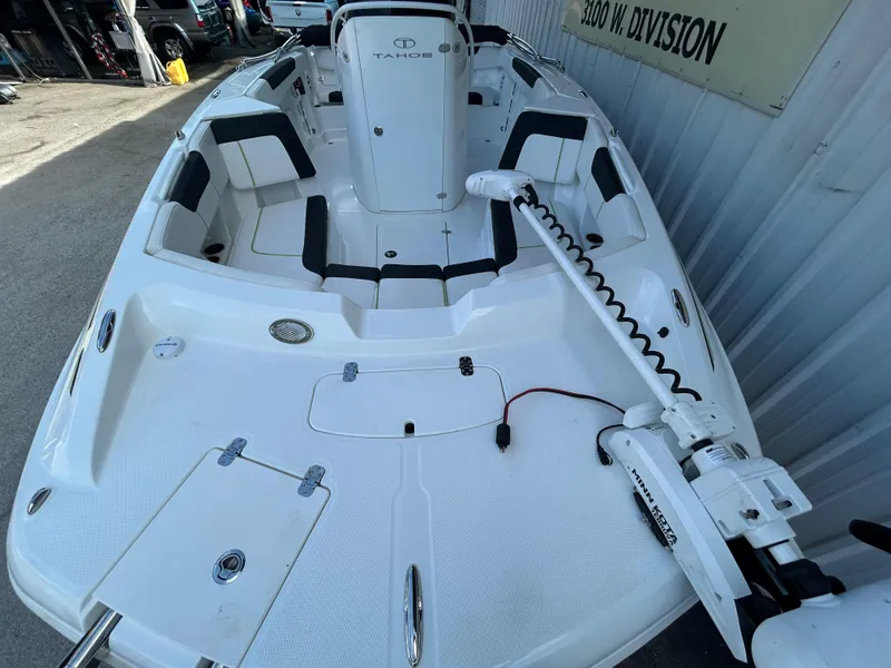 Slide: The Image of Tahoe 2150 CC 2020 - 74