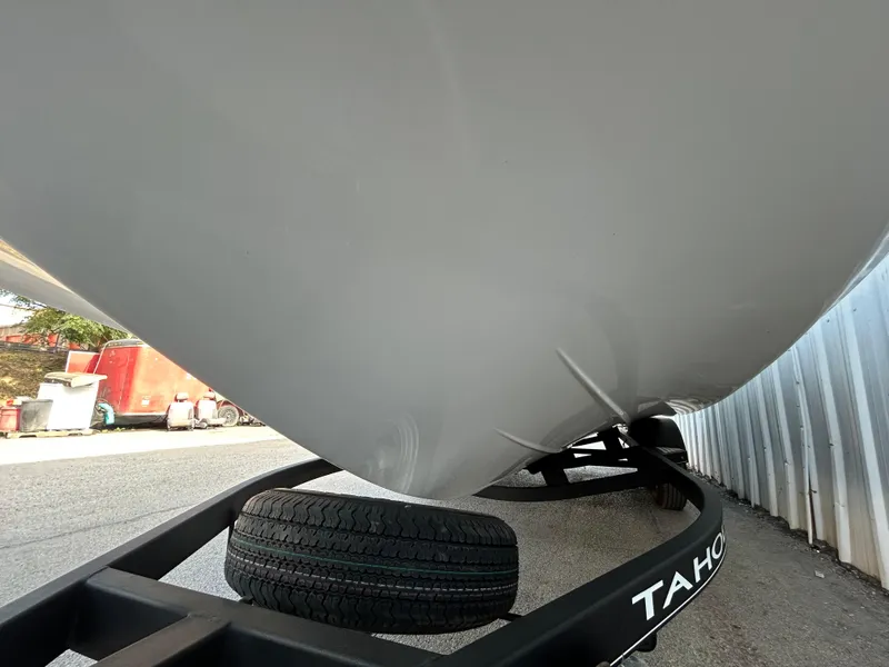 Slide: The Image of Tahoe 2150 CC 2020 - 76