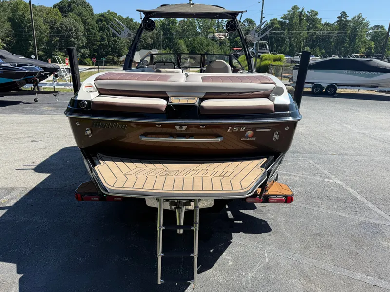 Slide: The Image of Malibu Wakesetter 25 LSV 2016 - 6