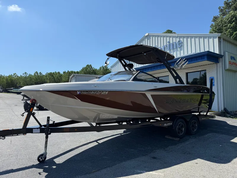 Slide: The Image of Malibu Wakesetter 25 LSV 2016 - 9