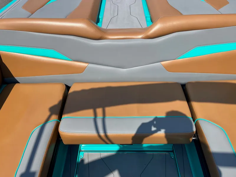 Slide: The Image of Axis T250 2022 - 22