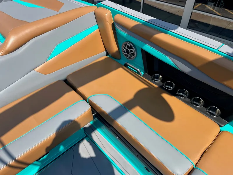 Slide: The Image of Axis T250 2022 - 23