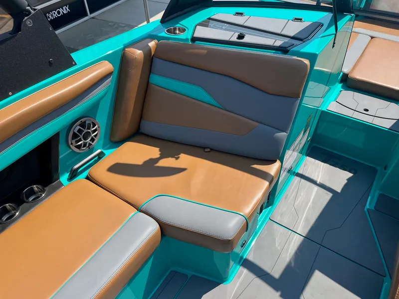 Slide: The Image of Axis T250 2022 - 25