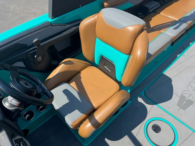 Slide: The Image of Axis T250 2022 - 27