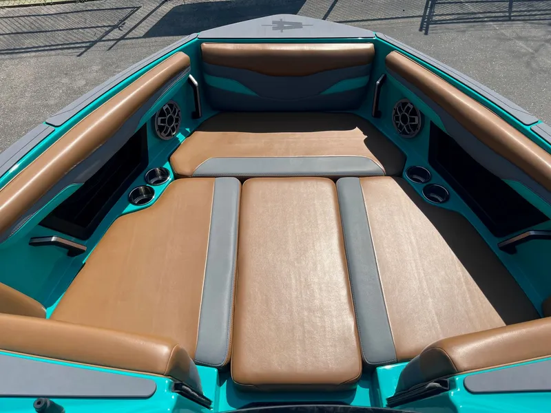 Slide: The Image of Axis T250 2022 - 30