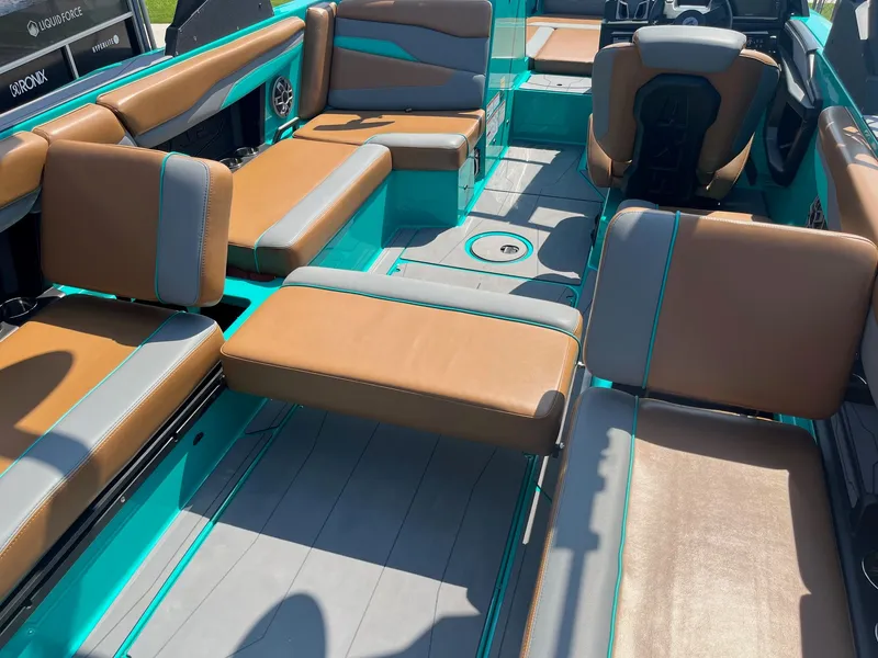 Slide: The Image of Axis T250 2022 - 32