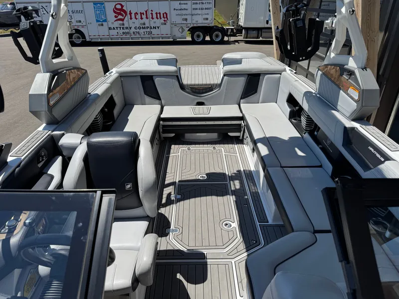 Slide: The Image of Nautique G25 2020 - 7