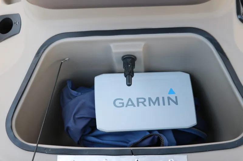 Slide: The Image of Tracker BASS Buggy 16 XL 2021 - 30